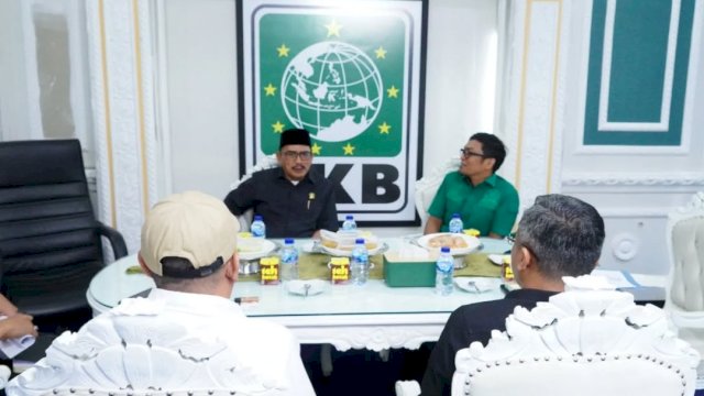 DPRD Sulsel Terima Kunjungan Kerja DPRD Jawa Timur Bahas Perubahan Regulasi