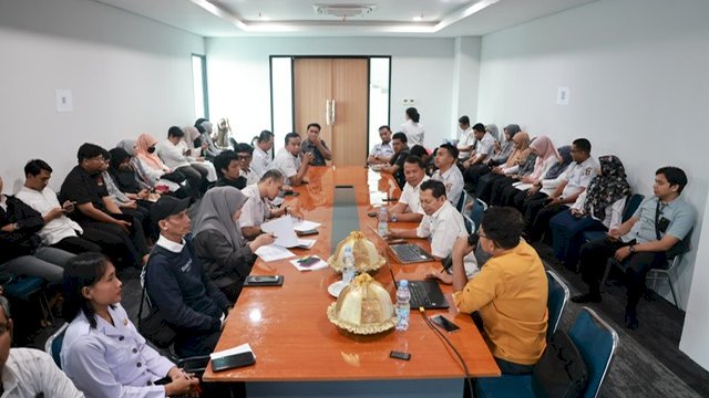 Pemkot Makassar Tingkatkan Layanan Publik Melalui Pelatihan PPID