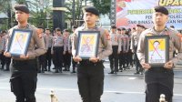 Kapolrestabes Makassar Pimpin Upacara PTDH, Tiga Personel Tidak Lagi Berstatus Anggota Polri