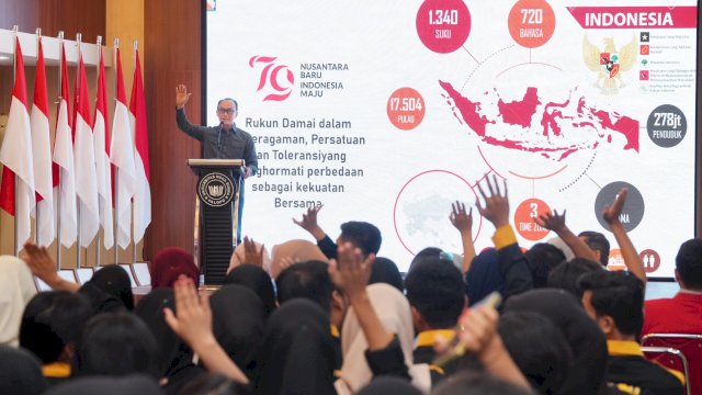Pj Gubernur Zudan Dorong Mahasiswa UMB Palopo Mewujudkan Indonesia Emas 2045