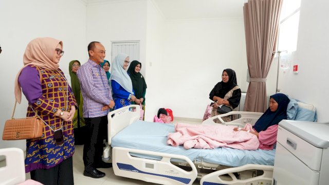 Pemprov Sulsel Raih Penghargaan UHC 2024, Layanan Kesehatan Kini Lebih Merata