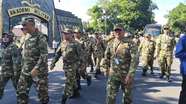 Giliran Wakil Kepala Daerah Masuk Barak di Magelang Akmil