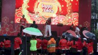 Fitri Tampil Enerjik di Heritage Run Cap Go Meh 2025 Meski Diguyur Hujan
