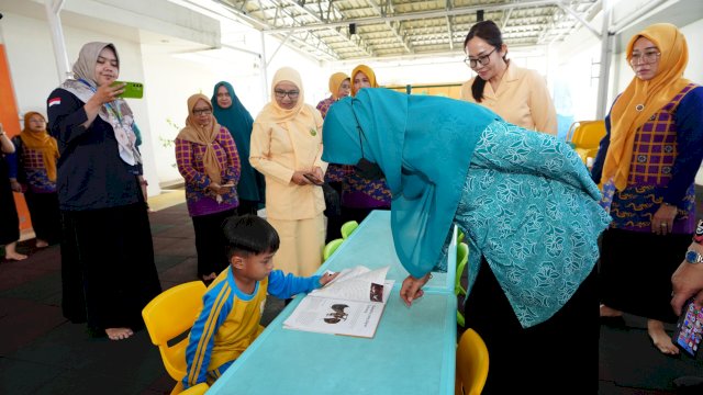 Pj Ketua TP PKK Sulsel Tinjau Perpustakaan Ibu dan Anak, Dorong Minat Baca Sejak Dini