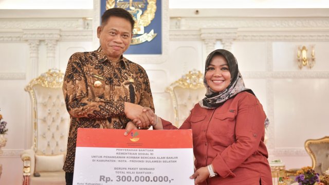 Pemprov Sulsel dan Kemensos RI Salurkan 3.000 Paket Bantuan untuk Korban Banjir