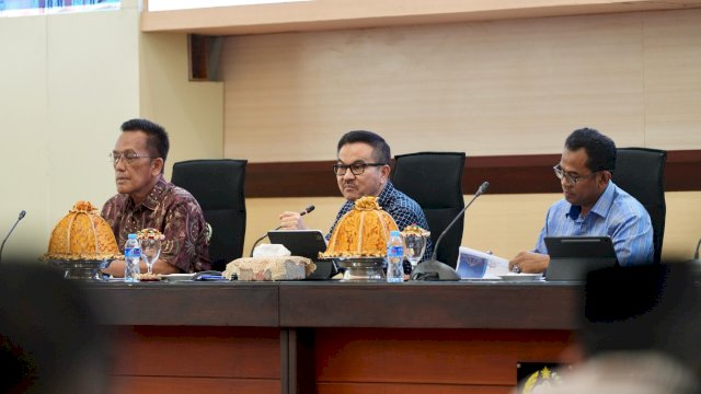 Sekda Jufri Rahman Pimpin Rapat Koordinasi OPD Bahas Tindak Lanjut Inpres No 1 Tahun 2025