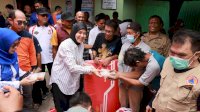 Wawali Makassar Salurkan Bantuan untuk Korban Kebakaran Asrama Kesdam II XIV/HSN