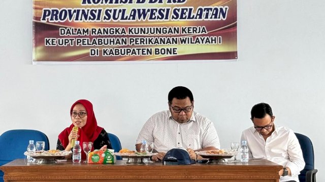 Komisi B DPRD Sulsel Tinjau Potensi PAD Pelabuhan Perikanan Wilayah 1 Bone