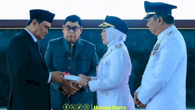 Sertijab Bupati Barru, Suardi Saleh Serahkan Kepemimpinan kepada Andi Ina Kartika Sari