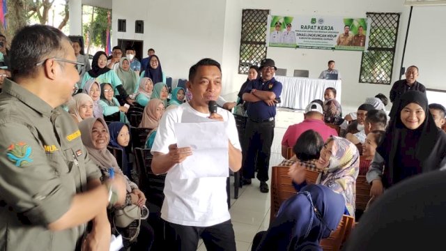 Bupati Sidrap Instruksikan Pembayaran Gaji Tepat Waktu untuk Petugas Kebersihan