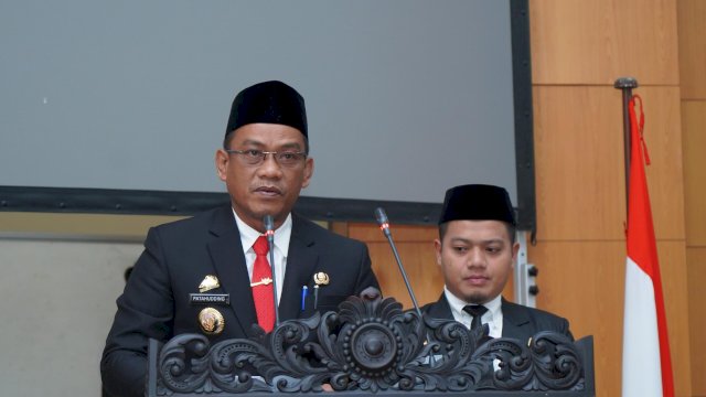 Bupati dan Wakil Bupati Luwu Paparkan Visi-Misi di Hadapan DPRD