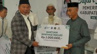 Safari Ramadan, Bupati Andi Utta Resmikan Kantor Camat dan Tarawih di Rilau Ale