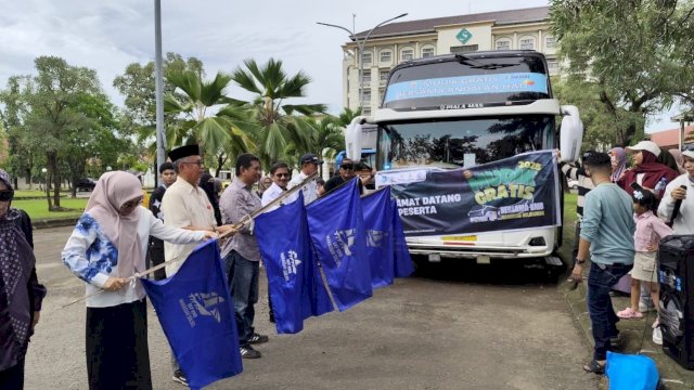 Gelombang Pertama Mudik Gratis BKP KMB Resmi Dilepas, Masyarakat Bulukumba Antusias