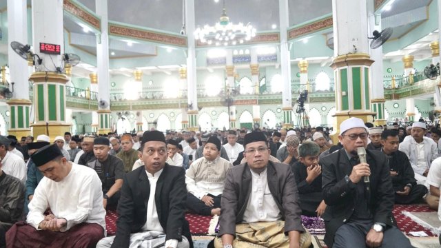 Bupati Sidrap Ajak Masyarakat Bersatu dalam Pembangunan pada Momen Idulfitri 1446 H