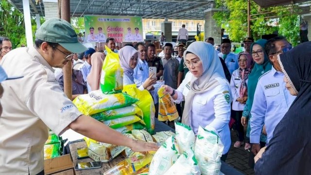 Pemkab Barru Gelar Gerakan Pangan Murah, Pastikan Stok Aman dan Harga Stabil