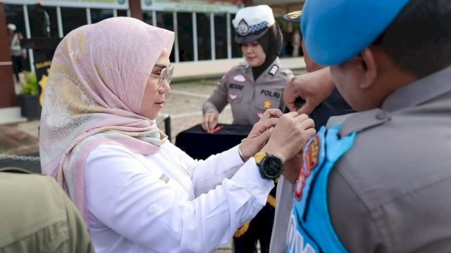 Bupati Barru Pimpin Apel Gelar Pasukan Operasi Ketupat 2025