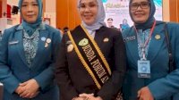 Naoemi Octarina Sudirman Lantik Andi Ina Kartika Sari Sebagai Bunda PAUD dan Bunda Literasi Kabupaten Barru