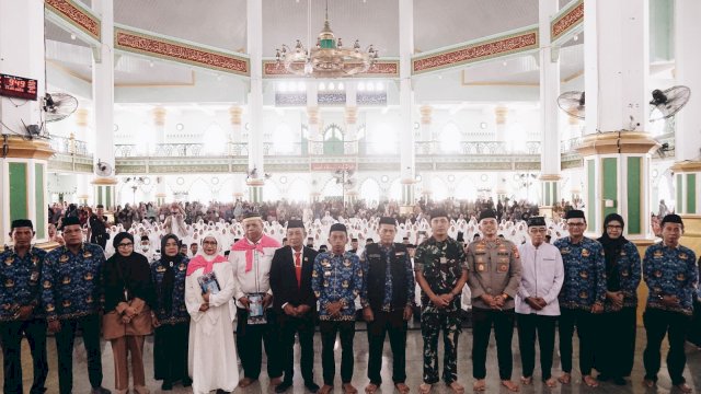 Bupati Sidrap Lepas 263 Calon Jemaah Haji Musim Haji 1446 H