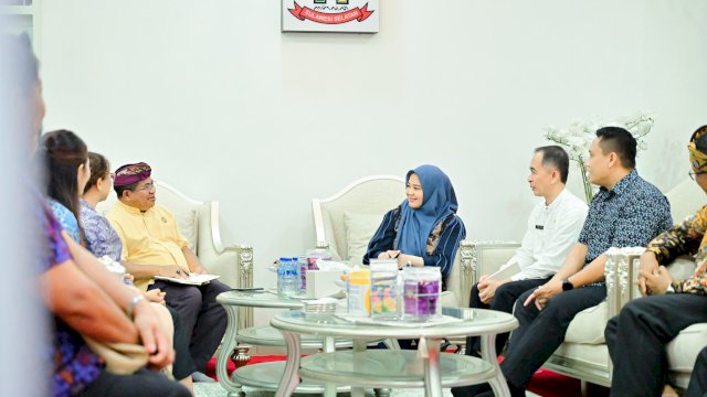 Fatmawati Rusdi Sambut Hangat Umat Hindu: Dharma Santi, Harmoni dari Akar Rumput