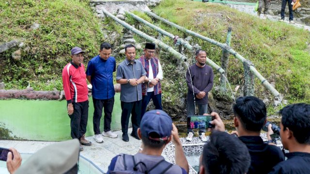 ASS Gubernur Pertama yang Kunjungi Permandian Air Panas Pincara