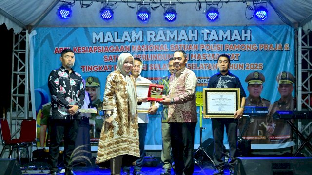 Wagub Sulsel Tekankan Pendekatan Humanis Satpol PP