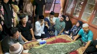 Bupati Sidrap Berduka, Ibunda Mertua Wafat di Usia 70 Tahun: &ldquo;Kami Kehilangan Sosok Penuh Keteladanan&rdquo;