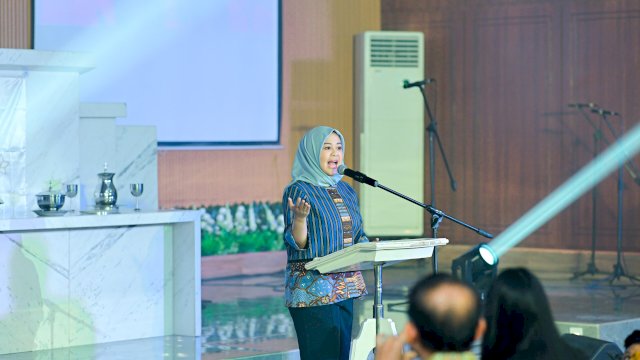 Fatmawati Rusdi Berbaur di &ldquo;Peace Maker&rdquo;, Pemuda Kristen Sulsel Kompak Gaungkan Perdamaian