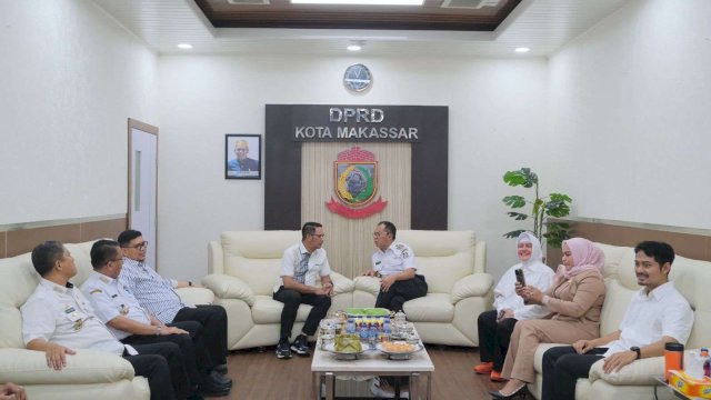 Akhiri Masa Jabatan, Wali Kota Makassar Danny Pomanto Hadiri Acara Perpisahan Bersama DPRD