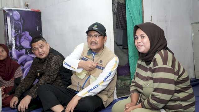 Menteri Sosial Tinjau Rumah Naila yang Bikin Presiden Terharu