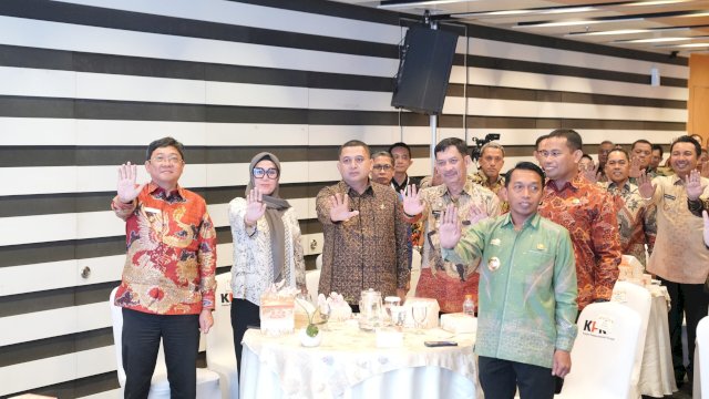 Pemkot Makassar Raih Penghargaan Kategori &ldquo;Terjaga&rdquo; dari KPK, Bukti Komitmen Antikorupsi