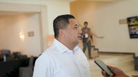 Pemkot Makassar Naikkan Tunjangan Guru dan Nakes Pulau hingga Rp2,5 Juta per Bulan