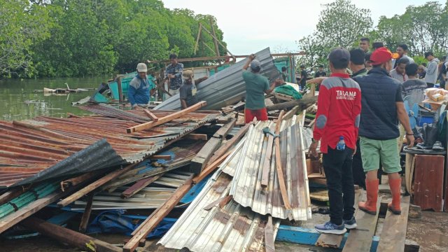 Pemprov Sulsel Tanggap Bencana: Salurkan Bantuan Cepat untuk Korban Puting Beliung di Luwu dan Pinrang