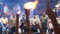 Wali Kota Makassar Lepas Ribuan Peserta Pawai Obor Festival Muharram di Masjid Al-Markaz