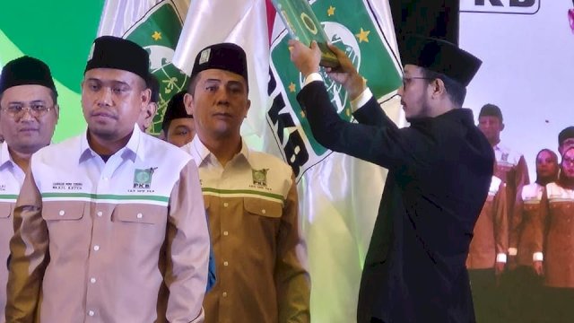 Deng Ical Dilantik Gus Muhaimin Jadi Wakil Ketua LKN DPP PKB Zona Sulawesi