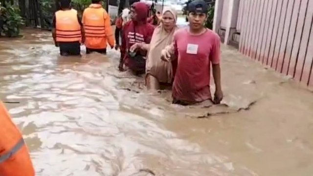 Gubernur Sulsel Instruksikan Penanganan Cepat Banjir dan Longsor di Empat Kabupaten