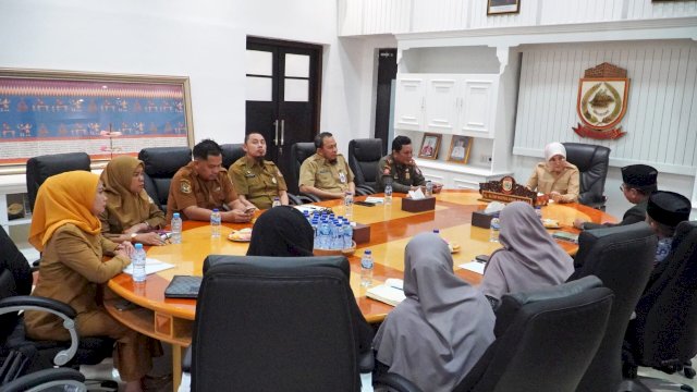 Pemkot Makassar Rampungkan Pendataan 62.538 KK Penerima Pembebasan Iuran Sampah