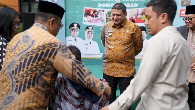 Pemkot Makassar Gelar Khitanan Massal dan Donor Darah