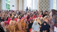 Wakil Wali Kota Makassar Hadiri Safari Dakwah Bersama Ustadzah Oki Setiana Dewi