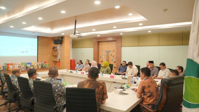 Wawali Makassar Tegaskan Prinsip Sukarela dalam Penawaran Layanan Keuangan kepada Aparatur Pemerintah