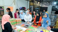 Wagub Sulsel, Tercengang Tahu Omset Donat Tuli Raup Rp3 Juta Sehari