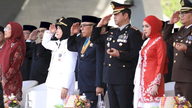 Upacara HUT Kemerdekaan di Gelar Lapangan Rumah Jabatan Gubernur Sulawesi Selatan