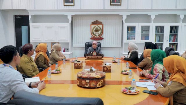 Wakil Wali Kota Makassar, Aliyah Mustika Ilham, kembali menunjukkan komitmennya terhadap isu kesehatan masyarakat dengan menerima audiensi jajaran Perkumpulan Pemberantasan Tuberkulosis Indonesia (PPTI) 