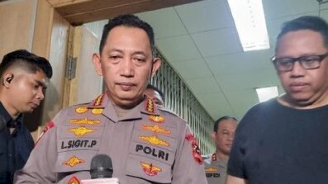 Temui Keluarga Korban Ojol di RSCM, Kapolri; Saya Minta Maaf