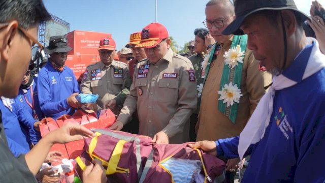 Wali Kota Makassar Kukuhkan 120 Relawan Kampung Siaga Bencana di Manggala dan Biringkanaya