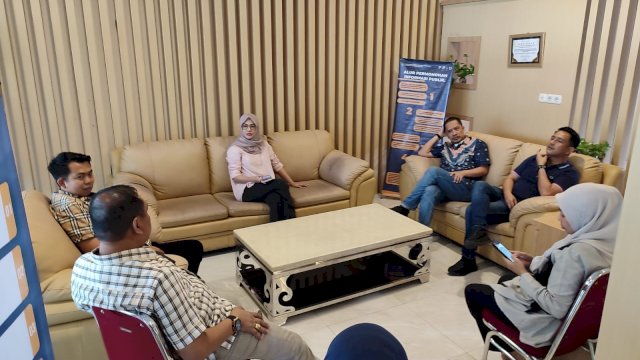 Ketua DPRD Sulsel dan Perwakilan Fraksi Tinjau Sejumlah Lokasi untuk Kantor Sementara