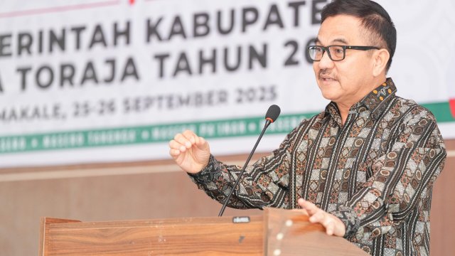 Sekda Sulsel Pimpin Uji Kompetensi Pejabat Eselon II di Tana Toraja