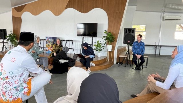 Makassar Creative Hub (MCH) kembali menjadi magnet kolaborasi internasional. Kali ini, Konsulat Jenderal Australia di Makassar