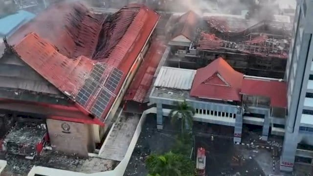 Sekretariat DPRD Sulsel Inventarisir Kerugian Pasca Pembakaran Gedung DPRD