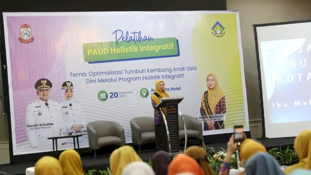 Bunda PAUD Kota Makassar, Melinda Aksa, mengajak seluruh pemangku kepentingan untuk bersama-sama mewujudkan Pendidikan Anak Usia Dini (PAUD) Holistik Integratif di Kota Makassar.