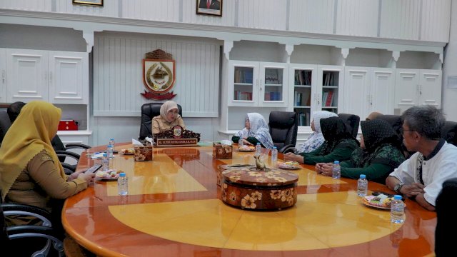 Aliyah Mustika Ilham Terima Audiensi Ponpes Addariyah DDI